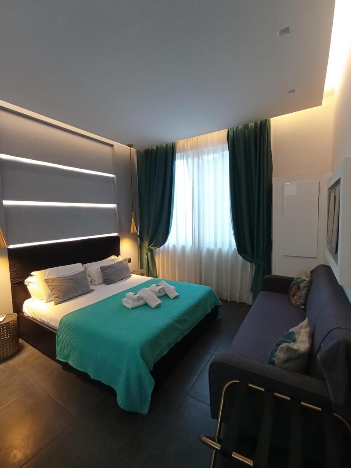 Muni Boutique Flat By Babylon Stay Neapel Exterior foto