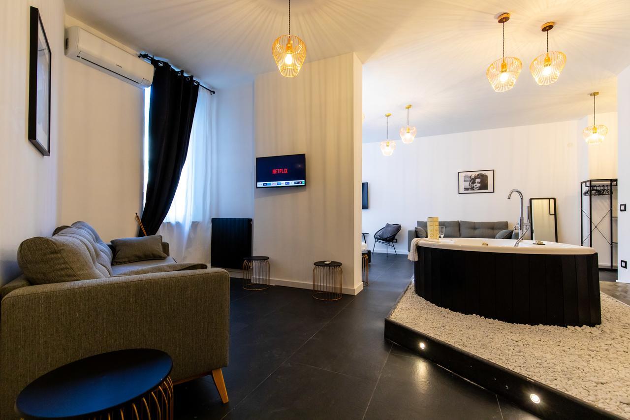 Muni Boutique Flat By Babylon Stay Neapel Exterior foto