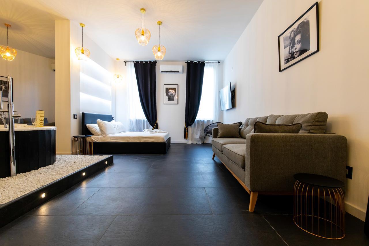Muni Boutique Flat By Babylon Stay Neapel Exterior foto